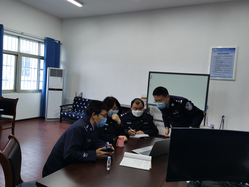 579fc60a0d9637b6d7229d6cd50fca2.jpg