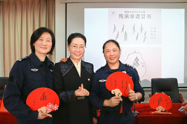 胡晓亚5.jpg