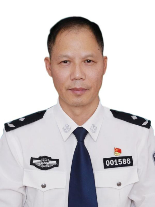 微信图片_20240529154135_WPS证件照.jpg
