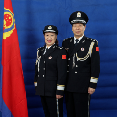 警礼服4.png
