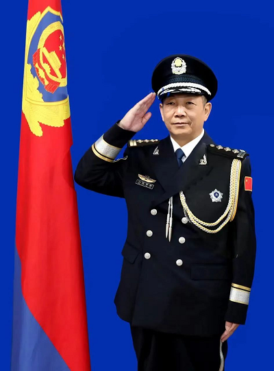 警礼服5.png