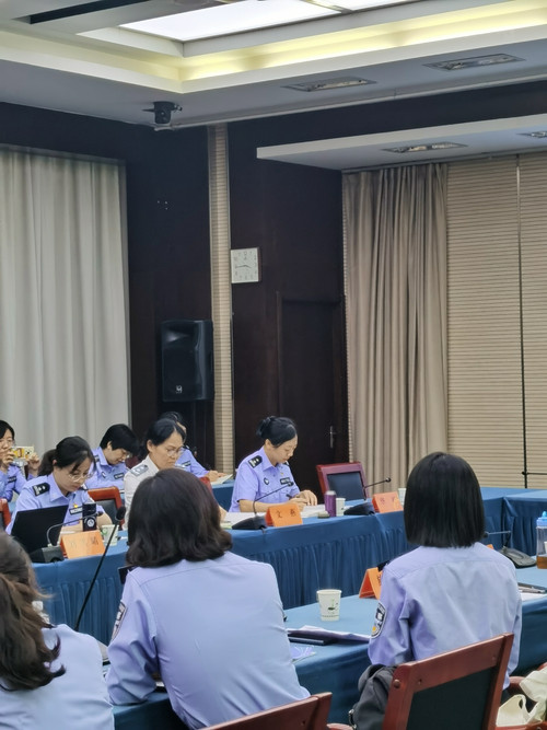 警务文化2.jpg