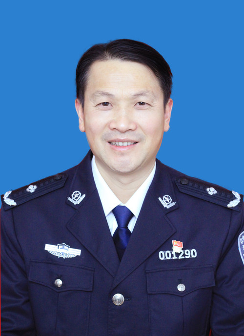 王勇鹏.jpg