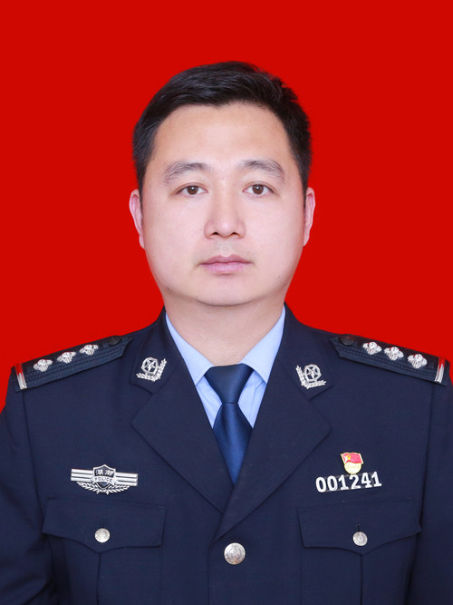 徐浩.jpg